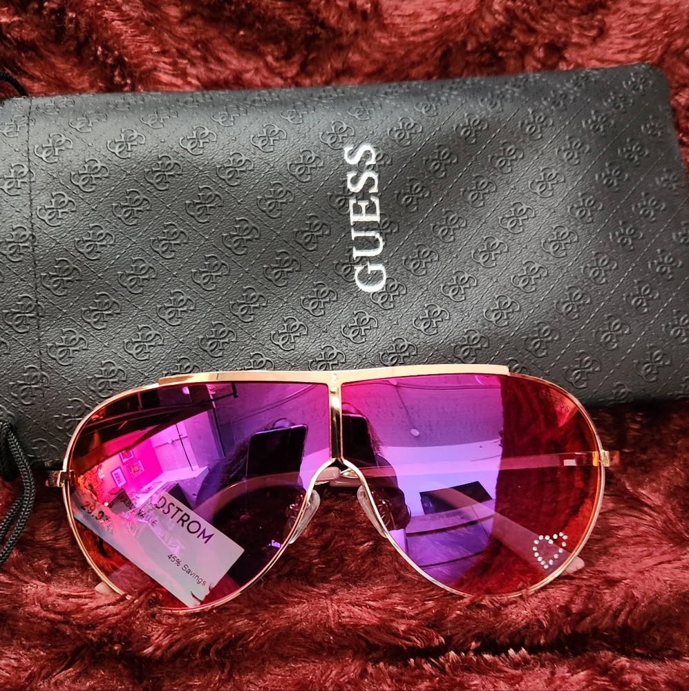 Guess Rose Gold Aviator Sunglasses